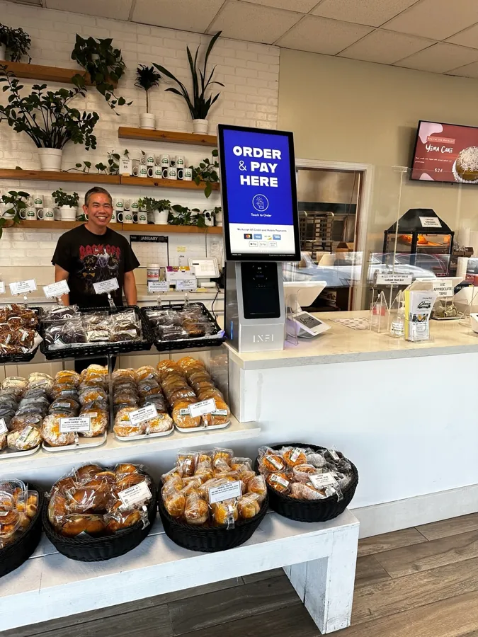 Real Coffee Shops restaurant running INFI